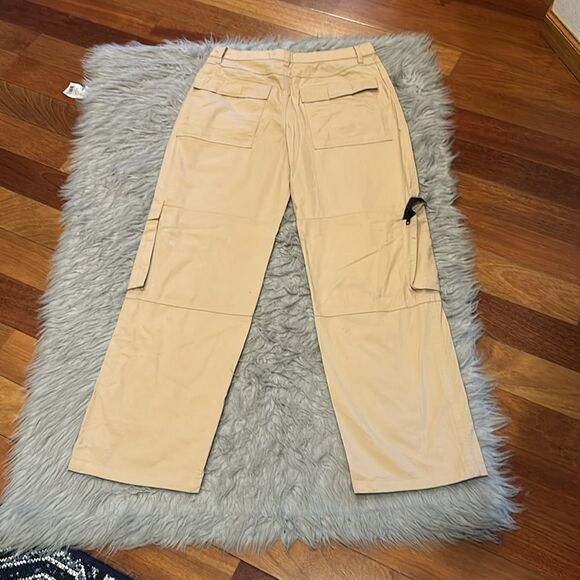 Forever 21 women’s tan‎ cotton cargo wide leg pants size large - Picture 6 of 7